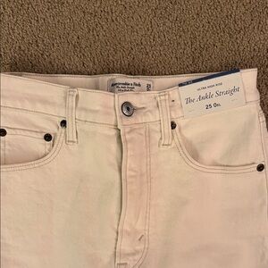 Abercrombie & Fitch Cream Straight Men Jeans